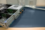 Tapis d'établi ESD bi-couche gris pour protection de plan de travail