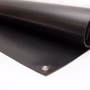 Tapis ESD caoutchouc sol noir 3mm avec fiche de mise à la terre 10mm NEBULASOL