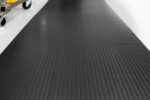 Tapis caoutchouc strié COBArib protection industrielle