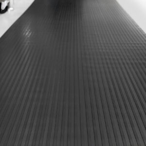 Tapis caoutchouc strié COBArib protection industrielle