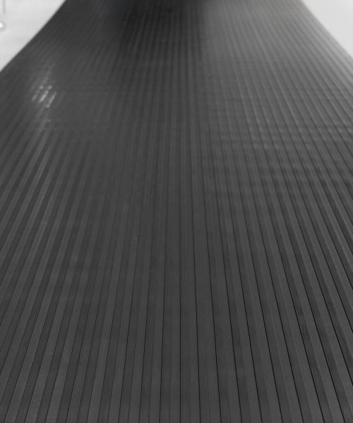 Tapis caoutchouc strié COBArib protection industrielle